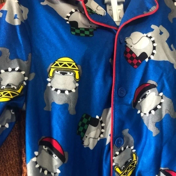 Bull dog print flannel pajama set - Picture 2 of 4